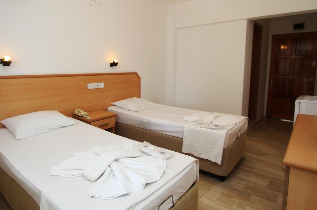 Goren Hotel Cesme Room photo